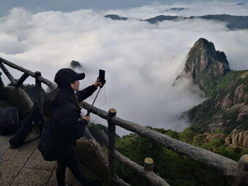 雷击黄山自然威力下的惊魂一刻与安全警示