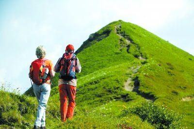 丽江旅游景点关闭公告(丽江旅游现在特别冷清)